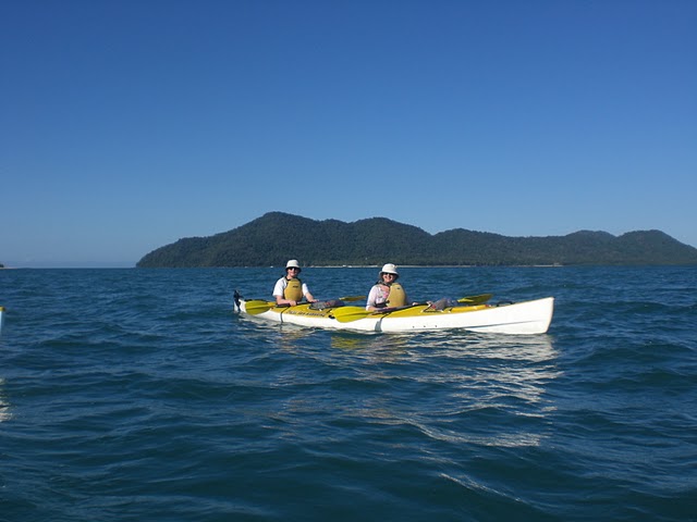 Lisanne und Felix im Kajak